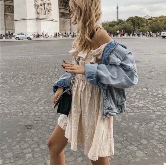 Dresses & Skirts - Ruffle Daisy Boho Floral Gypsy Dress Tan